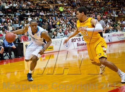 Thumbnail 2 in  Clovis West vs. Bullard (CS CIF D1 Final) photogallery.