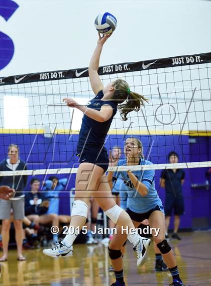 Thumbnail 1 in Marymount vs Valley Christian (Durango Fall Classic) photogallery.