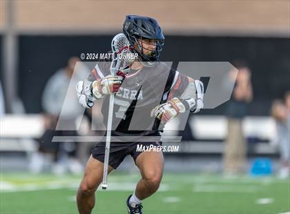 Thumbnail 3 in JSerra Catholic @ Servite photogallery.