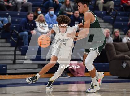 Thumbnail 3 in Manasquan vs Colts Neck (WOMB Christmas Classic) photogallery.