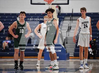 Thumbnail 3 in Manasquan vs Colts Neck (WOMB Christmas Classic) photogallery.