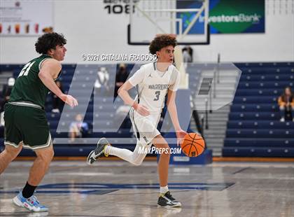 Thumbnail 3 in Manasquan vs Colts Neck (WOMB Christmas Classic) photogallery.