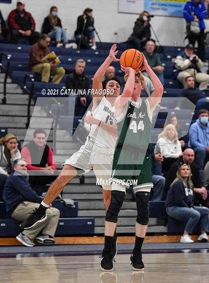 Thumbnail 3 in Manasquan vs Colts Neck (WOMB Christmas Classic) photogallery.