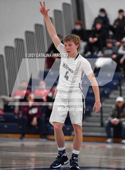 Thumbnail 3 in Manasquan vs Colts Neck (WOMB Christmas Classic) photogallery.