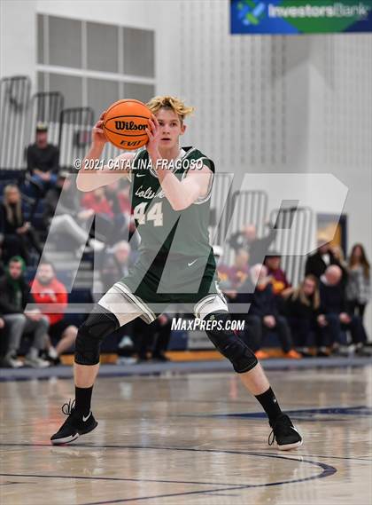 Thumbnail 1 in Manasquan vs Colts Neck (WOMB Christmas Classic) photogallery.