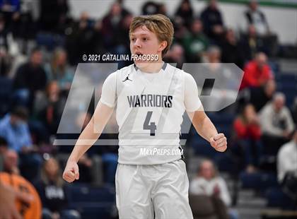 Thumbnail 3 in Manasquan vs Colts Neck (WOMB Christmas Classic) photogallery.