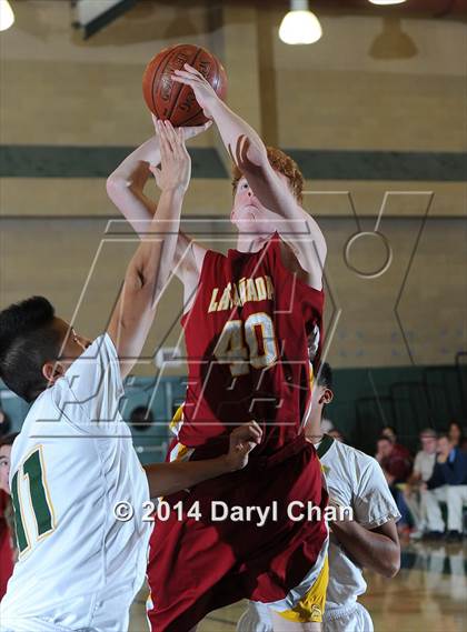 Thumbnail 2 in Temple City vs. La Canada (San Gabriel Tournament) photogallery.