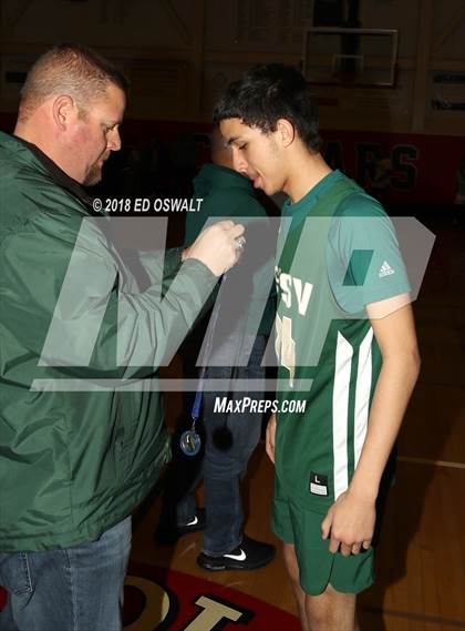 Thumbnail 3 in St. Joseph Notre Dame vs. St. Patrick-St. Vincent (CIF NCS D4 Final) photogallery.