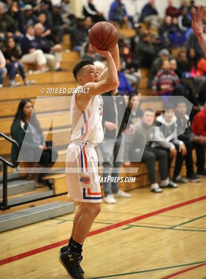 Thumbnail 2 in St. Joseph Notre Dame vs. St. Patrick-St. Vincent (CIF NCS D4 Final) photogallery.