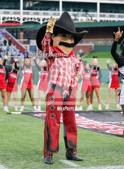 Thumbnail 2 in Coppell vs. Byron Nelson (UIL 6A DII Regional Semifinals) photogallery.