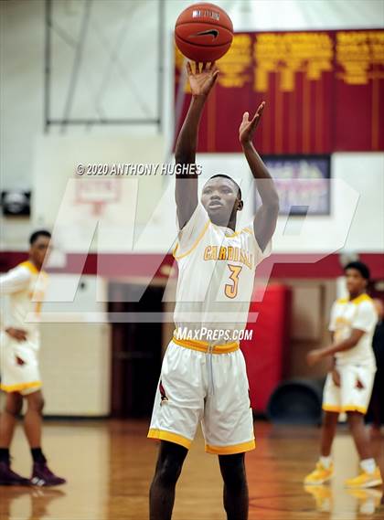 Thumbnail 1 in Brooklyn Collegiate vs. Cardinal Hayes (Apparel Challenge) photogallery.