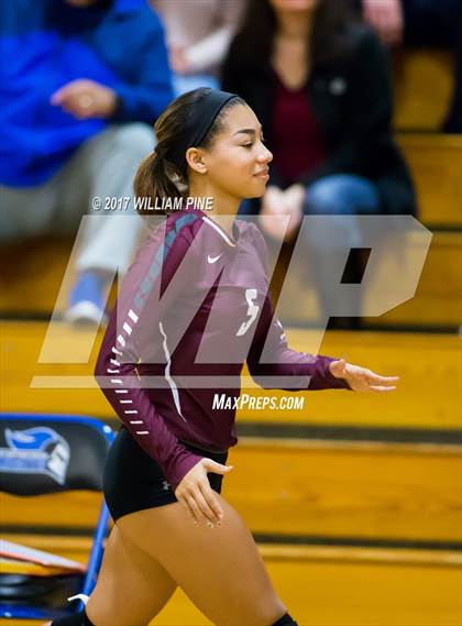 Thumbnail 2 in Kingston vs. Warwick (Section 9 Class AA Final) photogallery.