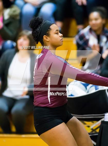Thumbnail 2 in Kingston vs. Warwick (Section 9 Class AA Final) photogallery.