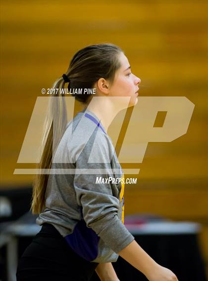 Thumbnail 3 in Kingston vs. Warwick (Section 9 Class AA Final) photogallery.