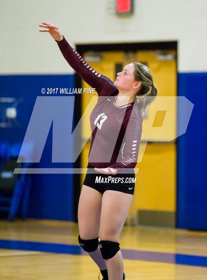 Thumbnail 3 in Kingston vs. Warwick (Section 9 Class AA Final) photogallery.