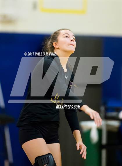 Thumbnail 3 in Kingston vs. Warwick (Section 9 Class AA Final) photogallery.