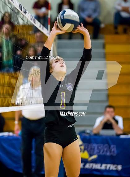 Thumbnail 2 in Kingston vs. Warwick (Section 9 Class AA Final) photogallery.