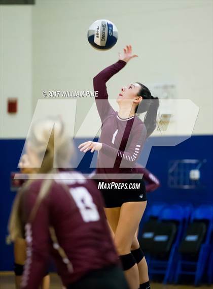 Thumbnail 3 in Kingston vs. Warwick (Section 9 Class AA Final) photogallery.
