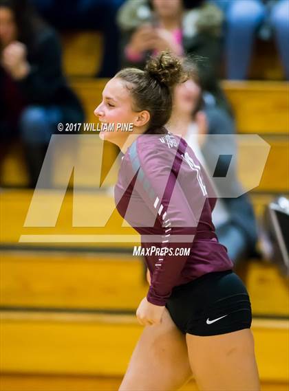 Thumbnail 3 in Kingston vs. Warwick (Section 9 Class AA Final) photogallery.
