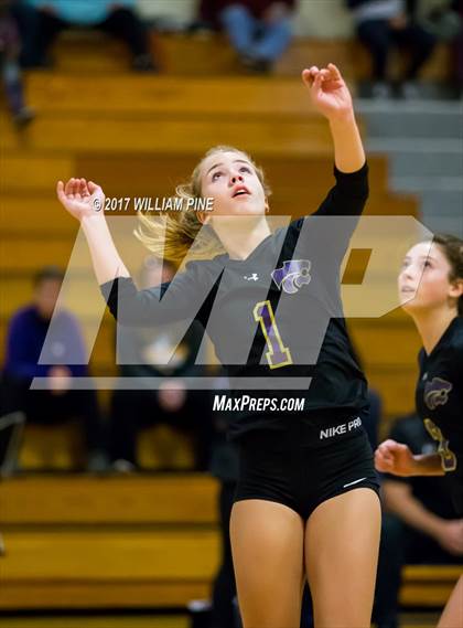 Thumbnail 3 in Kingston vs. Warwick (Section 9 Class AA Final) photogallery.