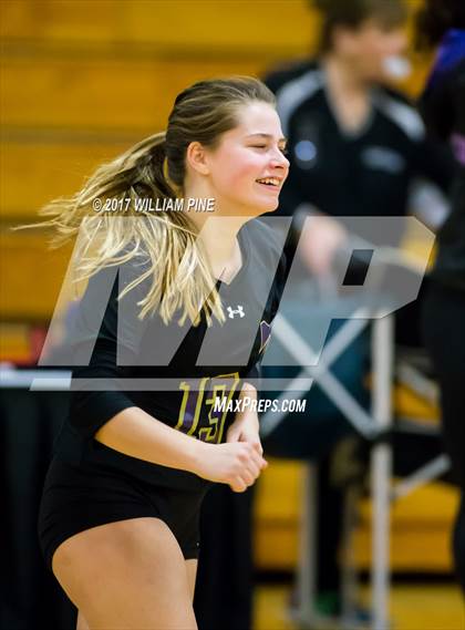 Thumbnail 1 in Kingston vs. Warwick (Section 9 Class AA Final) photogallery.