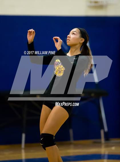 Thumbnail 2 in Kingston vs. Warwick (Section 9 Class AA Final) photogallery.