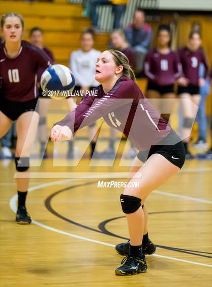 Thumbnail 2 in Kingston vs. Warwick (Section 9 Class AA Final) photogallery.