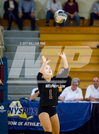 Thumbnail 2 in Kingston vs. Warwick (Section 9 Class AA Final) photogallery.