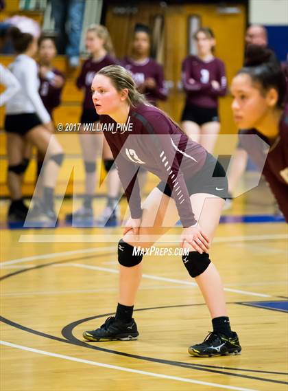 Thumbnail 3 in Kingston vs. Warwick (Section 9 Class AA Final) photogallery.