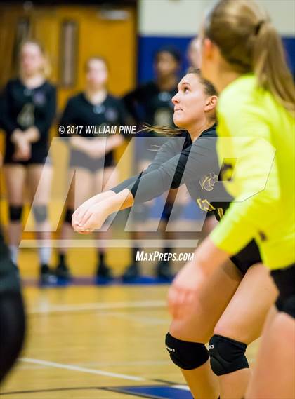 Thumbnail 1 in Kingston vs. Warwick (Section 9 Class AA Final) photogallery.