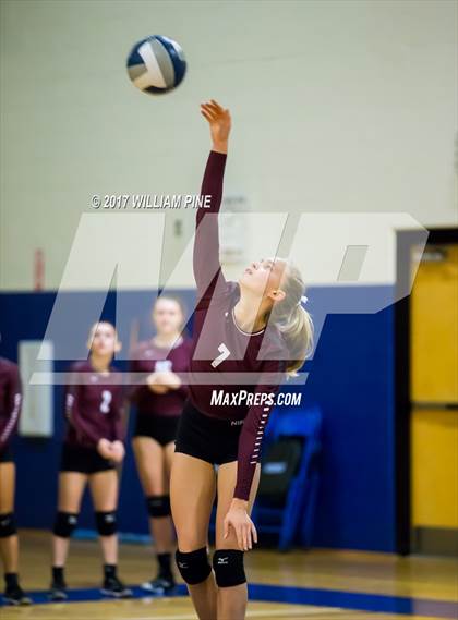 Thumbnail 3 in Kingston vs. Warwick (Section 9 Class AA Final) photogallery.
