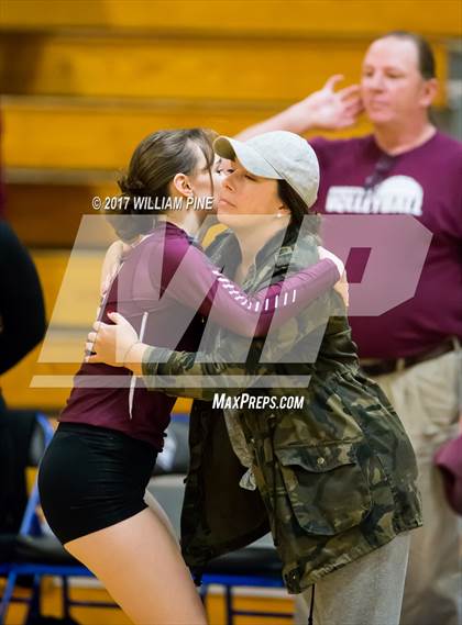 Thumbnail 1 in Kingston vs. Warwick (Section 9 Class AA Final) photogallery.