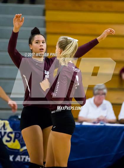 Thumbnail 2 in Kingston vs. Warwick (Section 9 Class AA Final) photogallery.