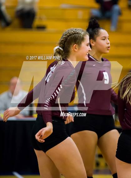 Thumbnail 2 in Kingston vs. Warwick (Section 9 Class AA Final) photogallery.