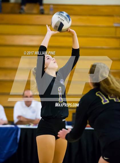 Thumbnail 2 in Kingston vs. Warwick (Section 9 Class AA Final) photogallery.