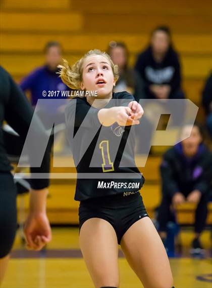 Thumbnail 1 in Kingston vs. Warwick (Section 9 Class AA Final) photogallery.