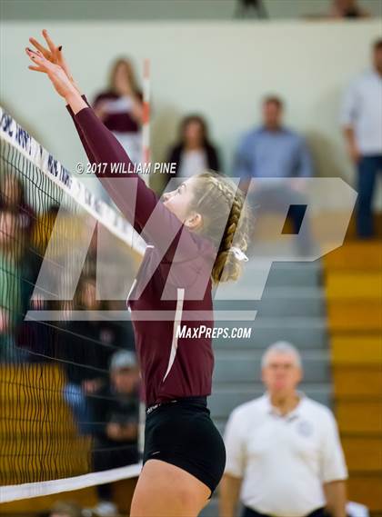 Thumbnail 1 in Kingston vs. Warwick (Section 9 Class AA Final) photogallery.