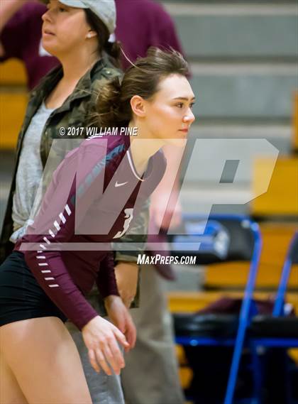 Thumbnail 3 in Kingston vs. Warwick (Section 9 Class AA Final) photogallery.