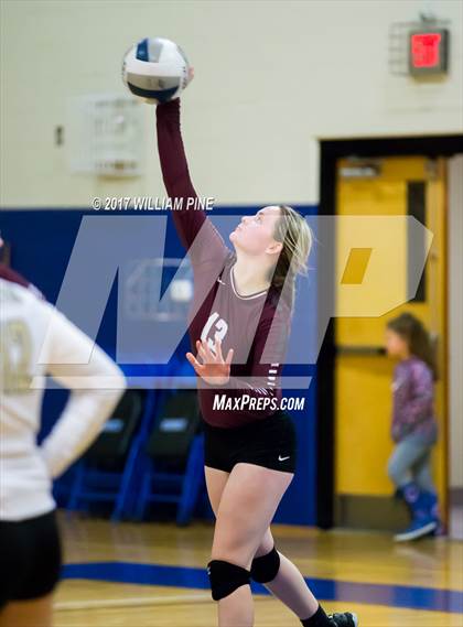 Thumbnail 2 in Kingston vs. Warwick (Section 9 Class AA Final) photogallery.