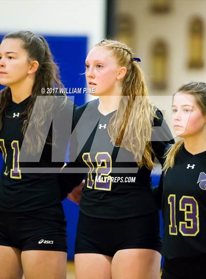 Thumbnail 2 in Kingston vs. Warwick (Section 9 Class AA Final) photogallery.