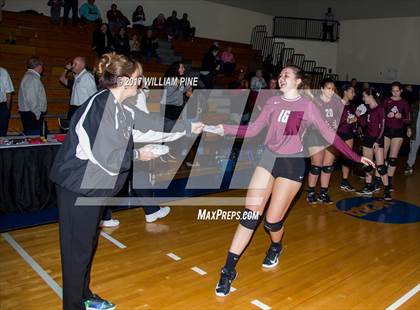 Thumbnail 2 in Kingston vs. Warwick (Section 9 Class AA Final) photogallery.