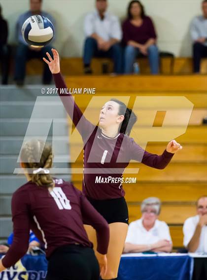 Thumbnail 3 in Kingston vs. Warwick (Section 9 Class AA Final) photogallery.