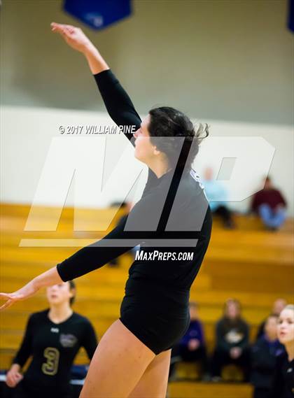 Thumbnail 1 in Kingston vs. Warwick (Section 9 Class AA Final) photogallery.