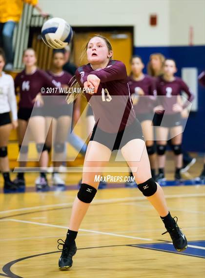 Thumbnail 1 in Kingston vs. Warwick (Section 9 Class AA Final) photogallery.