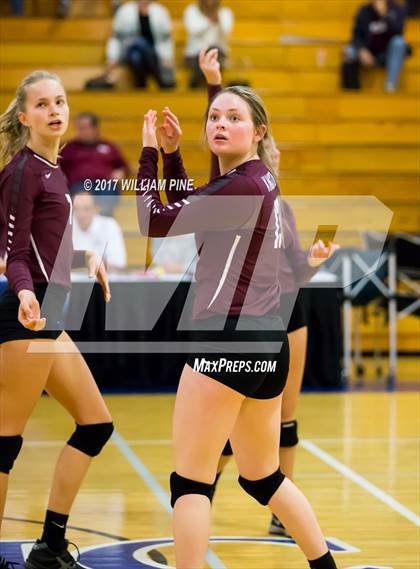Thumbnail 3 in Kingston vs. Warwick (Section 9 Class AA Final) photogallery.