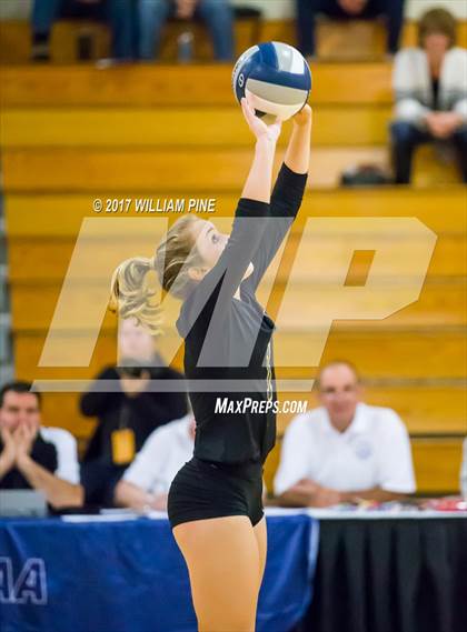 Thumbnail 3 in Kingston vs. Warwick (Section 9 Class AA Final) photogallery.