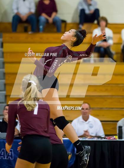 Thumbnail 1 in Kingston vs. Warwick (Section 9 Class AA Final) photogallery.