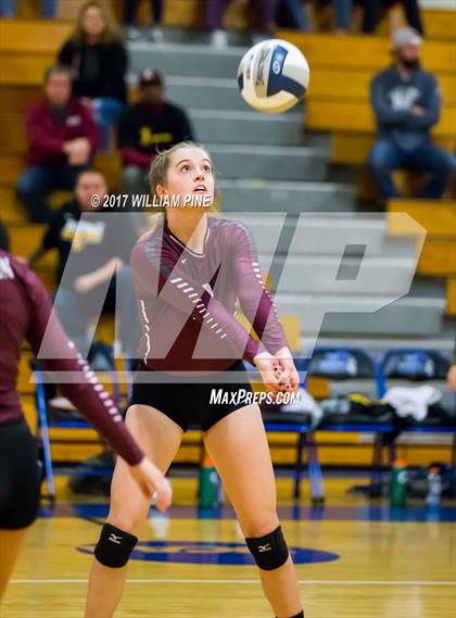 Thumbnail 1 in Kingston vs. Warwick (Section 9 Class AA Final) photogallery.