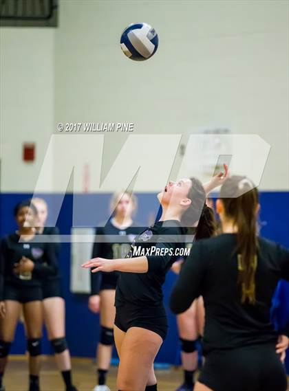 Thumbnail 1 in Kingston vs. Warwick (Section 9 Class AA Final) photogallery.