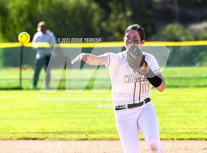 Thumbnail 1 in El Dorado @ Brea Olinda photogallery.
